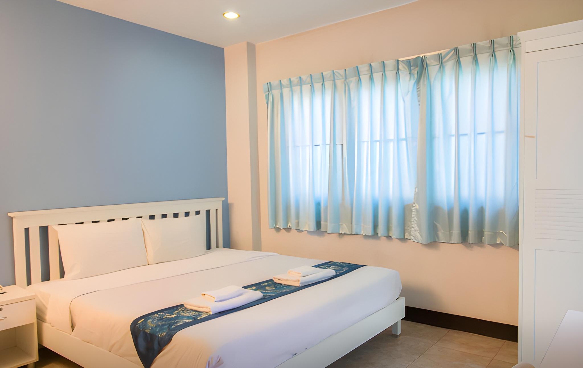 Standard, King and Twin Beds