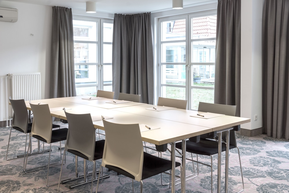 Vienna House Easy by Wyndham Castrop-Rauxel 33/50