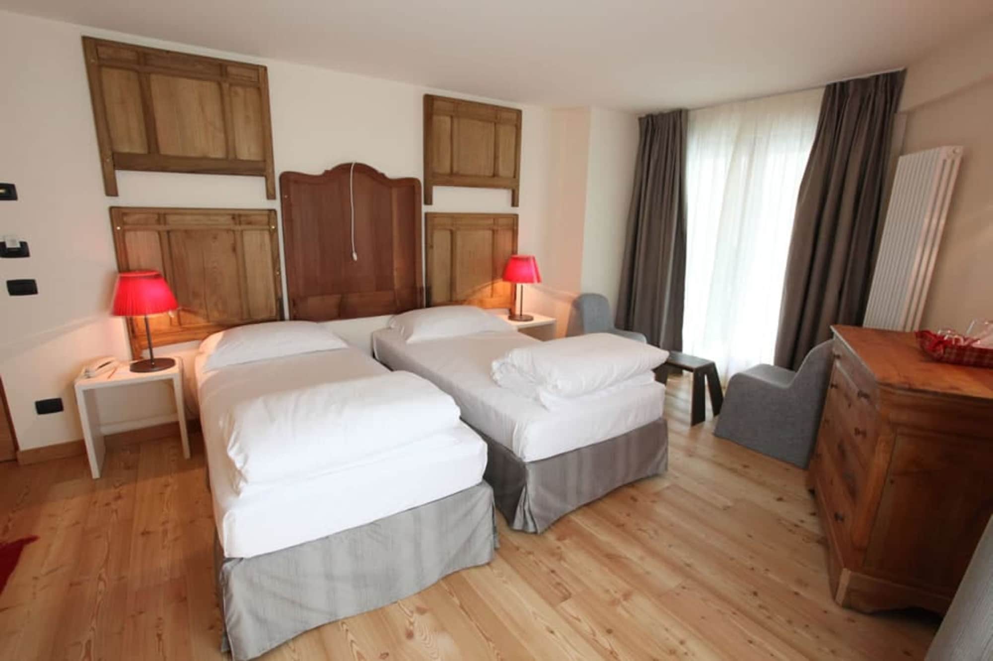 COMFORT, DOUBLE BED, JETTED TUB, ANNEX
