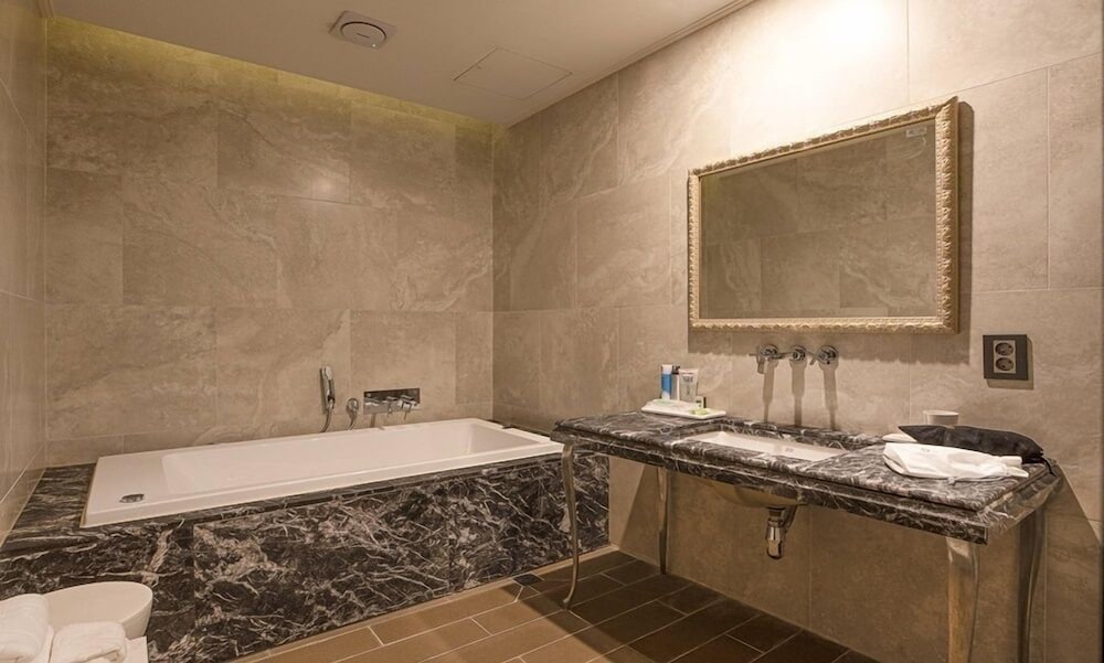 Circle Hotel Incheon 42/50