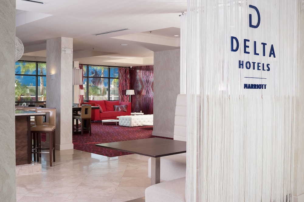 Delta Hotels By Marriott Orlando Lake Buena Vista 36/57