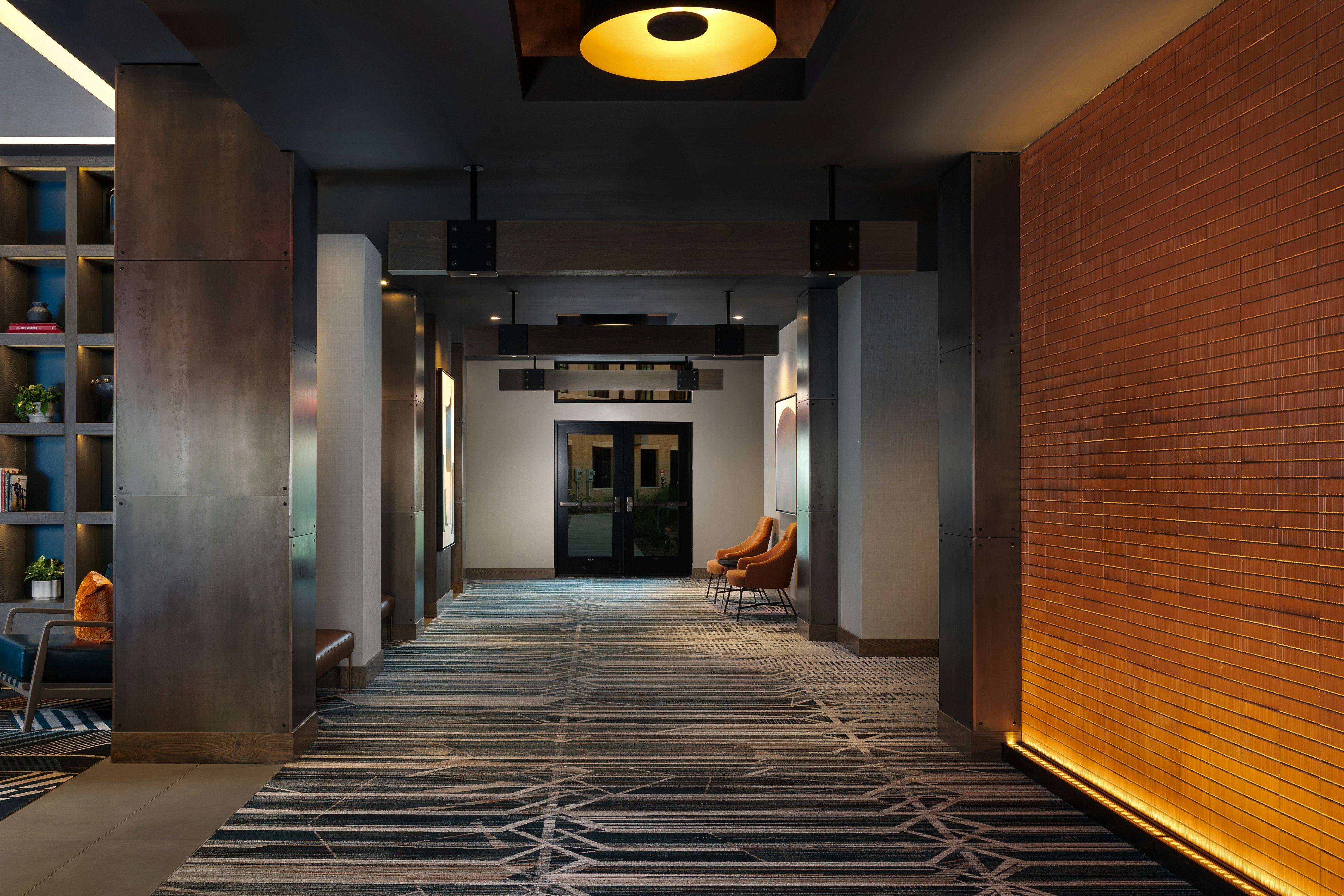 Hotel Avail Rogers, Tapestry Collection by Hilton 12/53