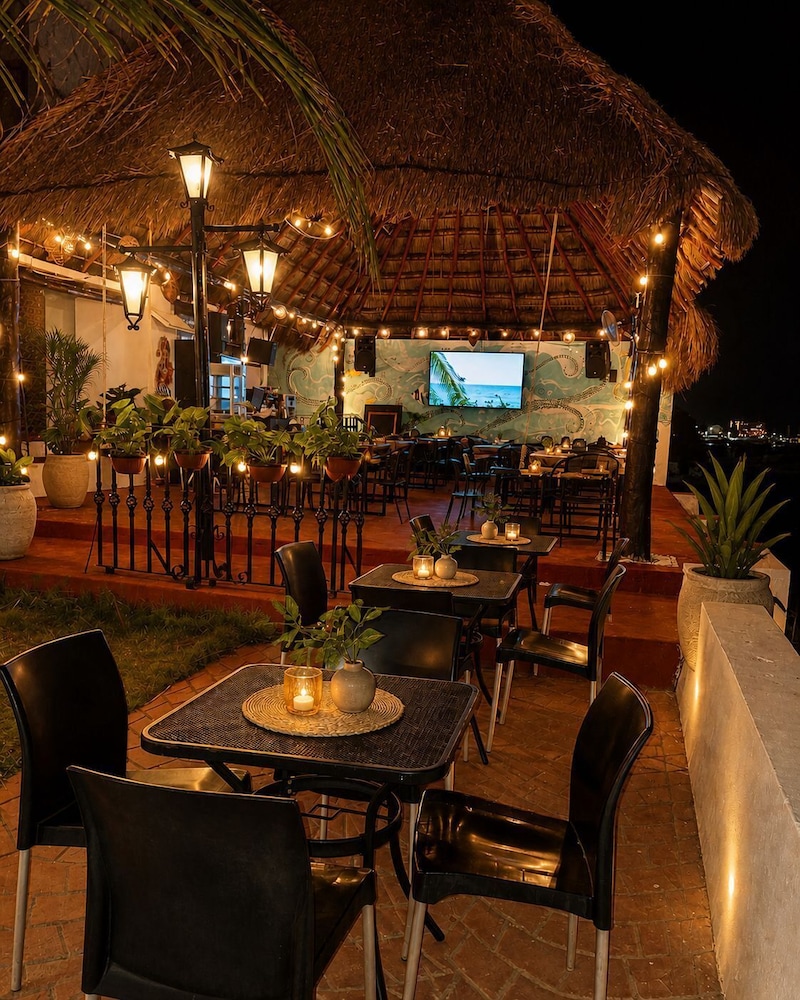 Casa Caribe Cancun 35/49