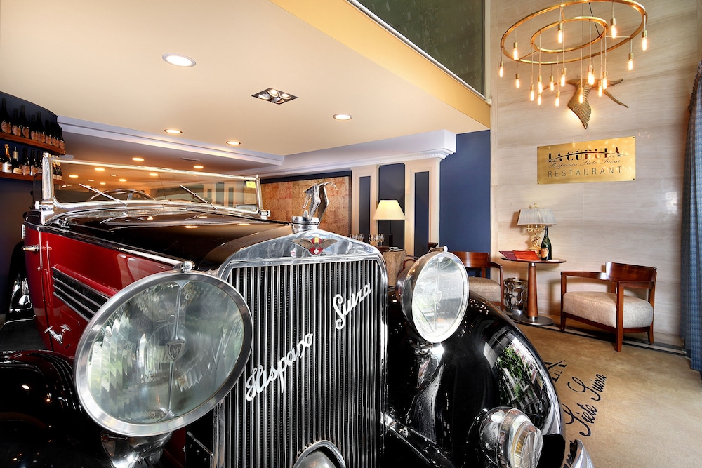 lobby
