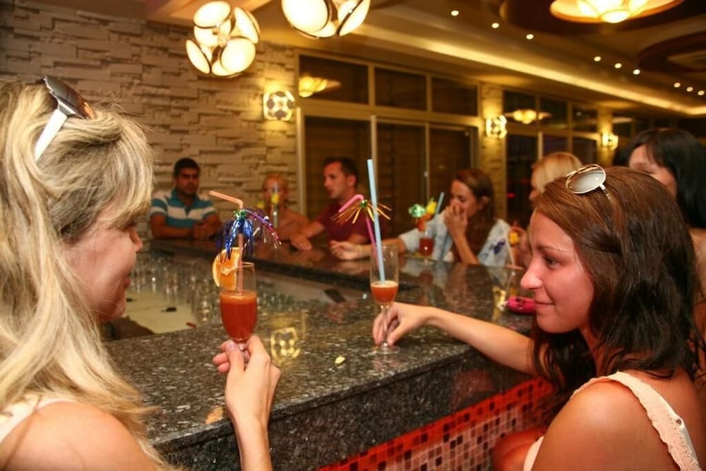 Alanya Beach Hotel 46/49