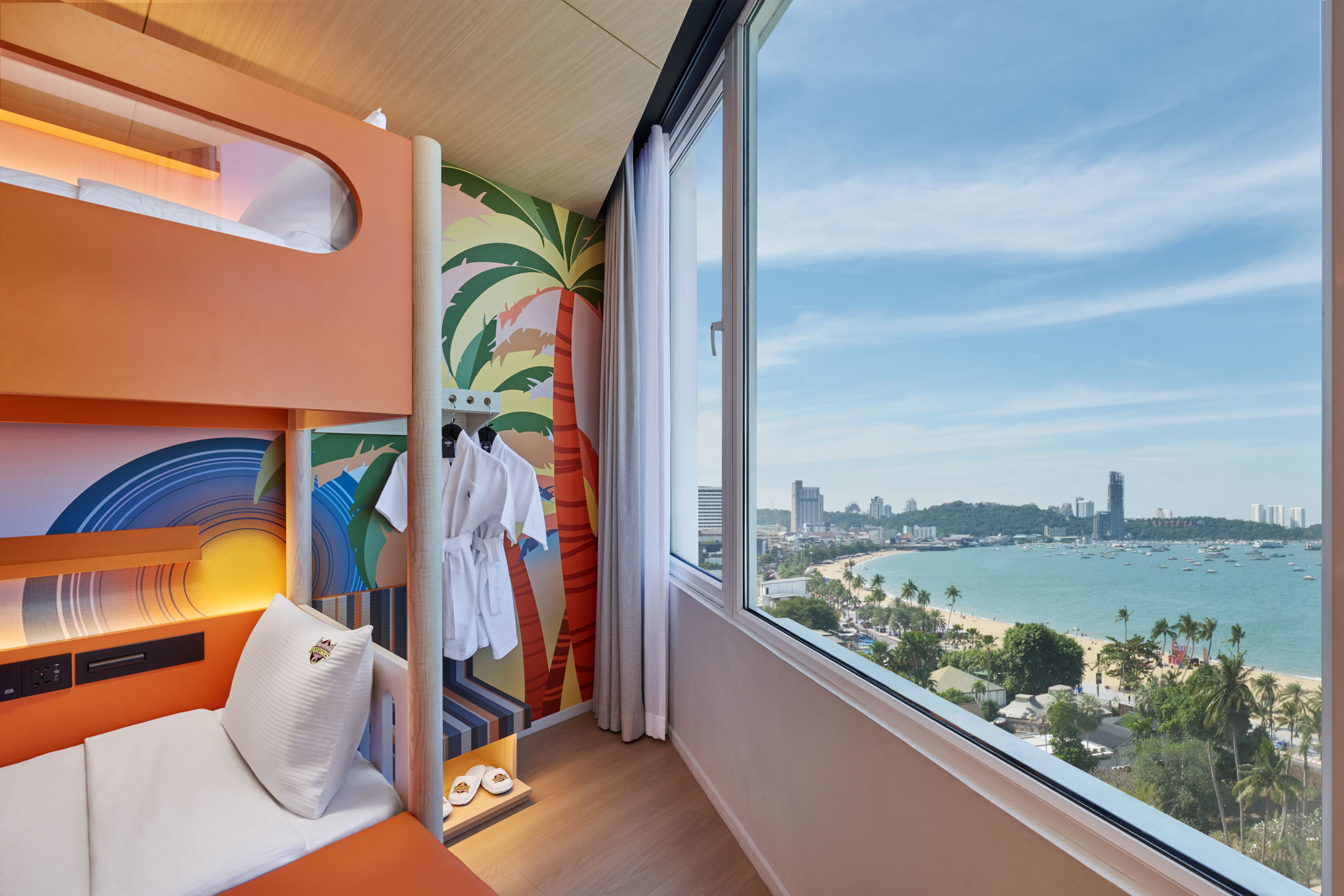 غرفة عائلية بإطلالة على البحر، Hard Rock Hotel Pattaya 7/9