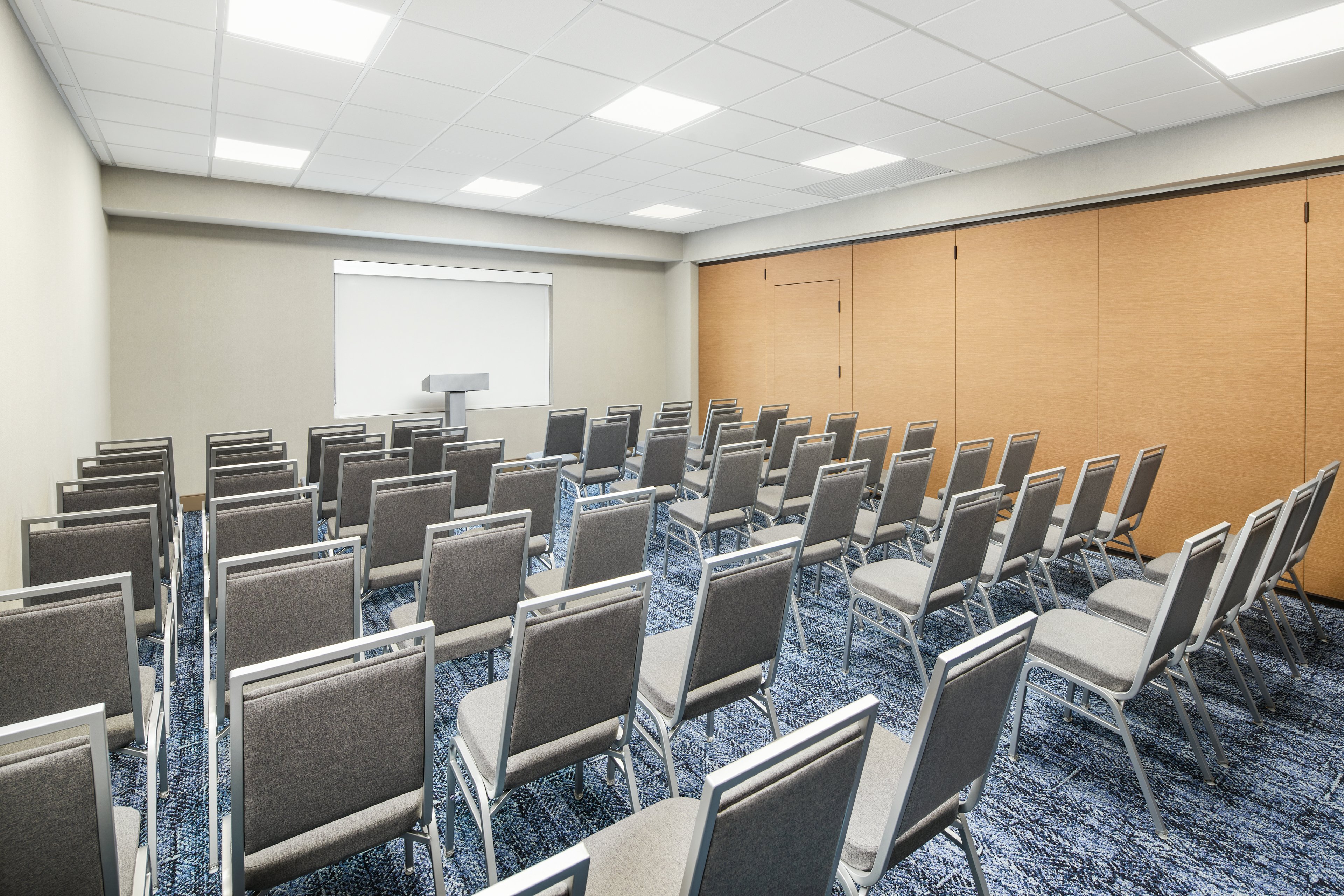 Holiday Inn Richmond I 64 West End 60/74