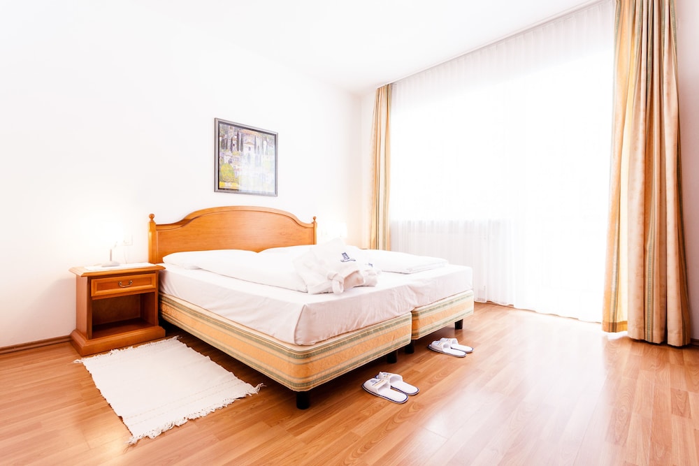 Hotel Bagni Di Salomone 28/72