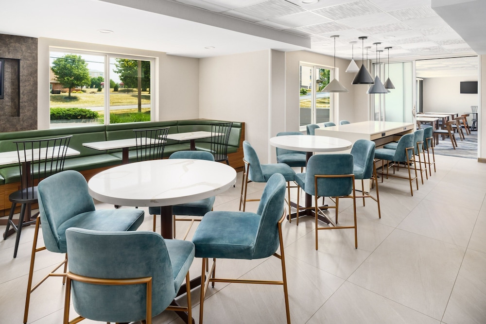 Fairfield Inn Harrisburg Hershey 37/53