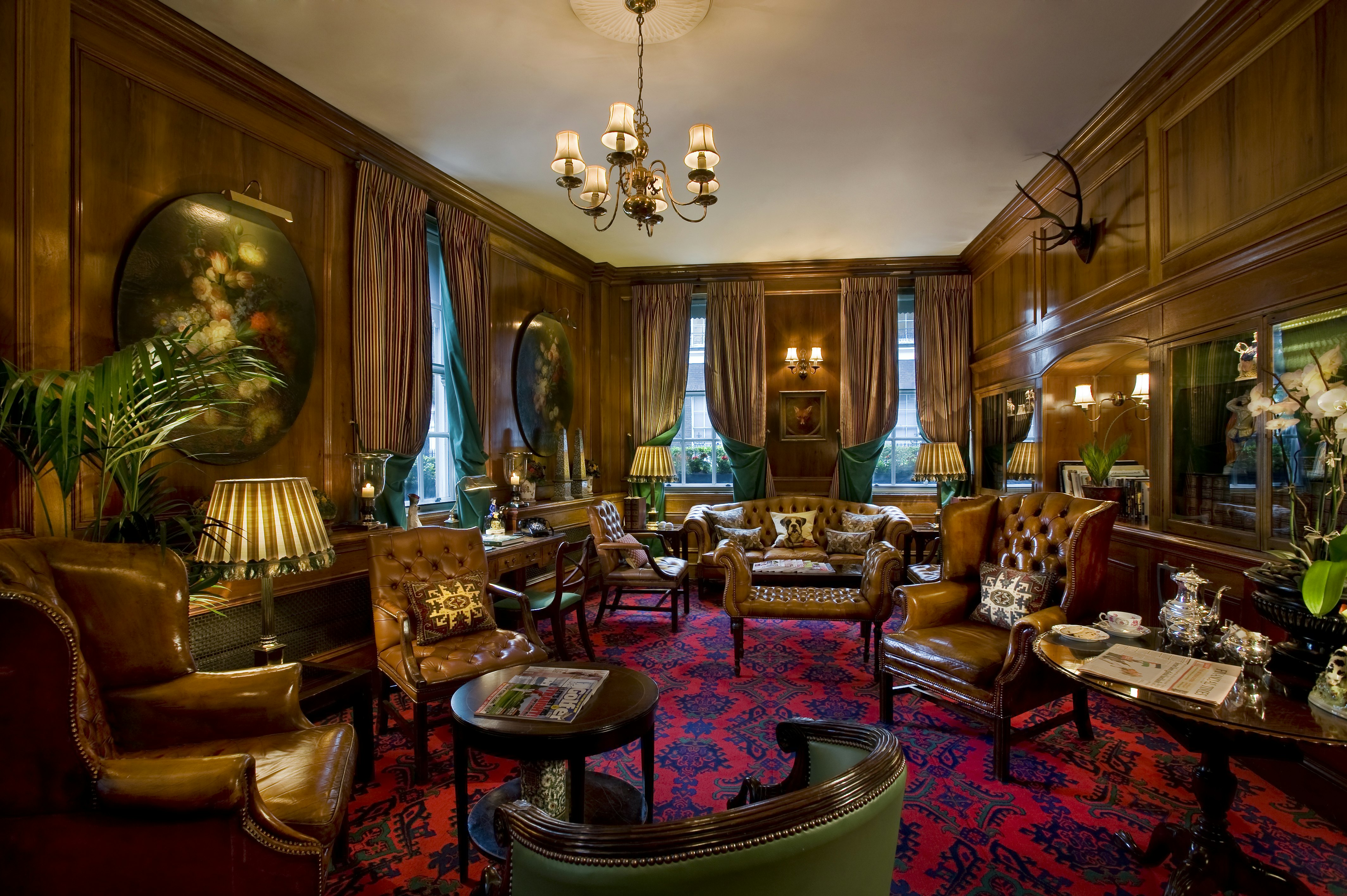 The Chesterfield Mayfair 45/84