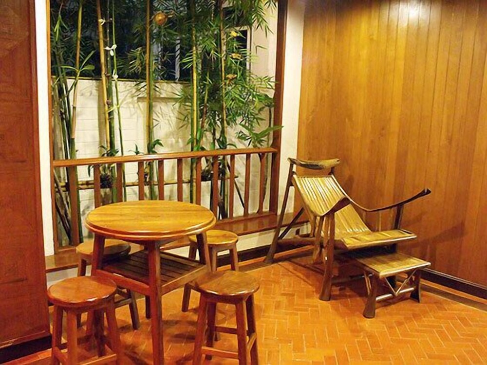 Chada Thai House 18/25