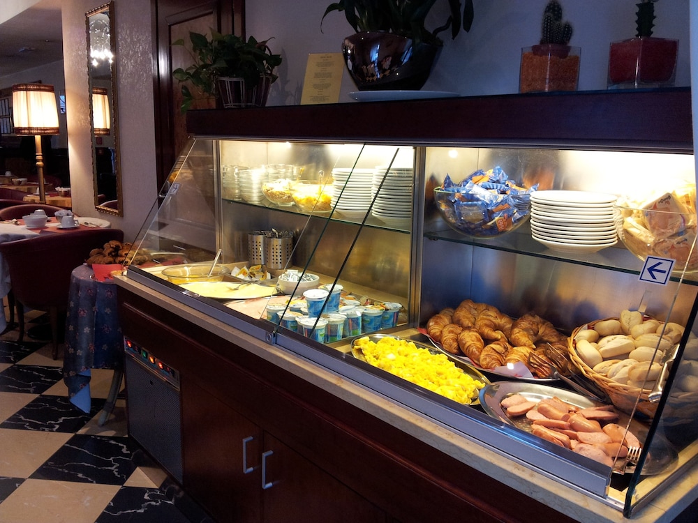Regit Hotel 25/34