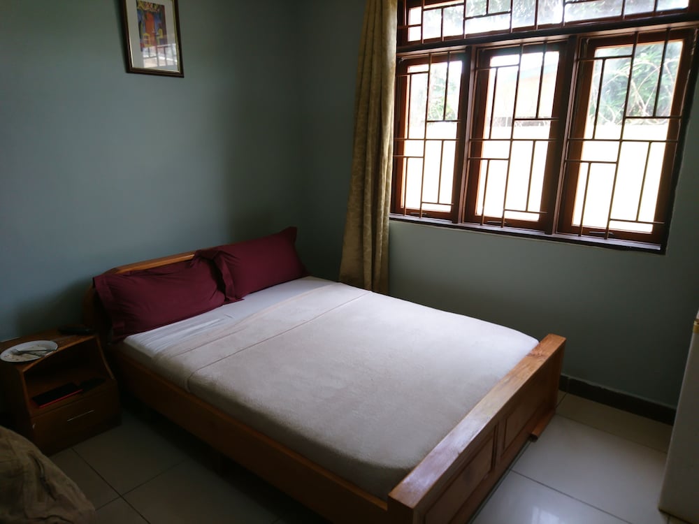 The Golden Apple Guest House 20/74