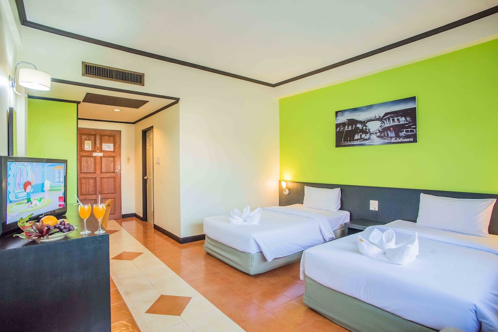 Bunjongburi Hotel 14/50