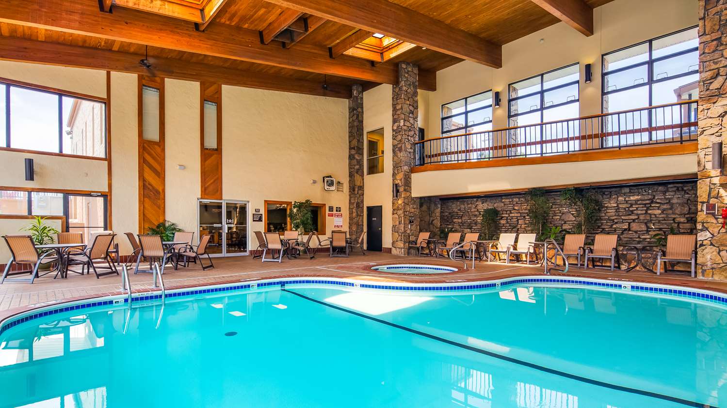 Best Western Center Pointe Inn 5/21