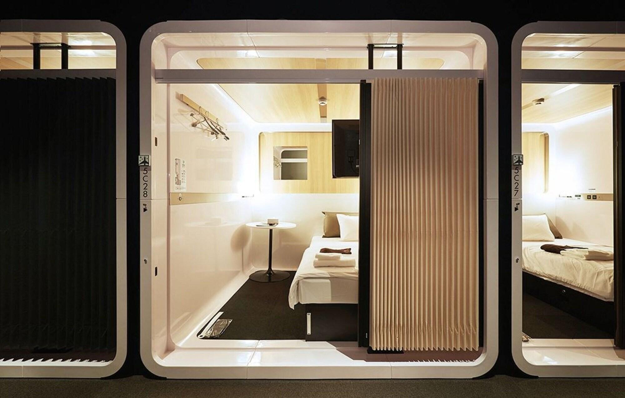 First Cabin Kansai Airport 21/24