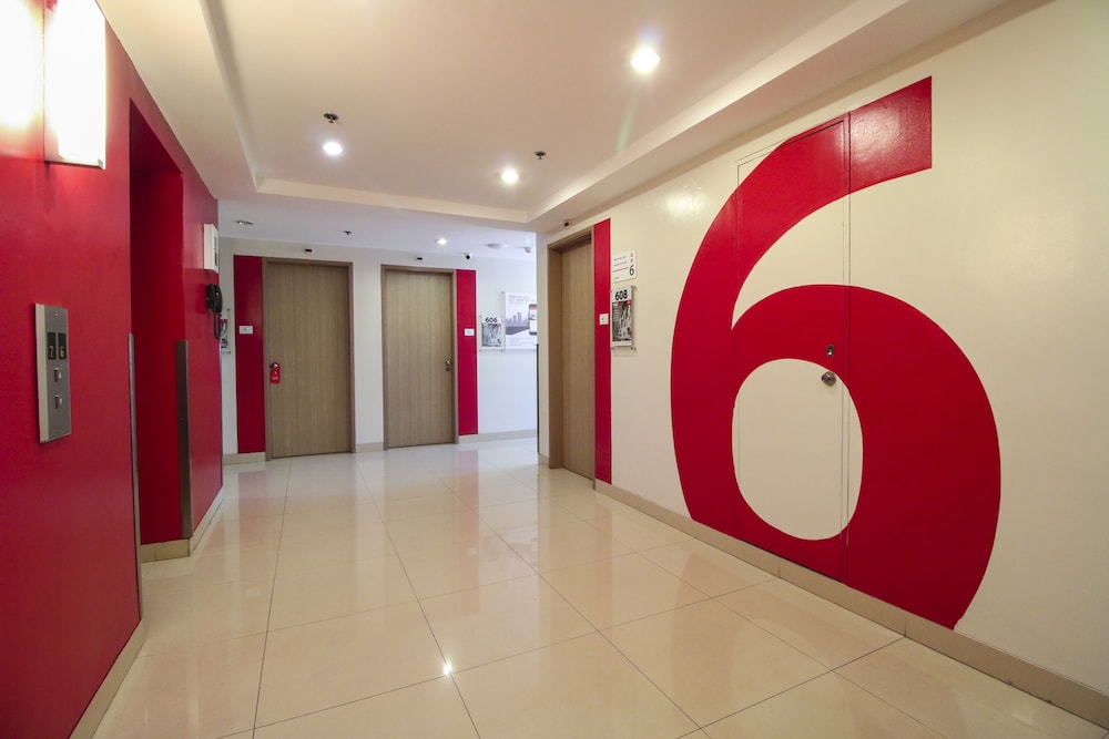 Red Planet Clark Angeles City 15/47