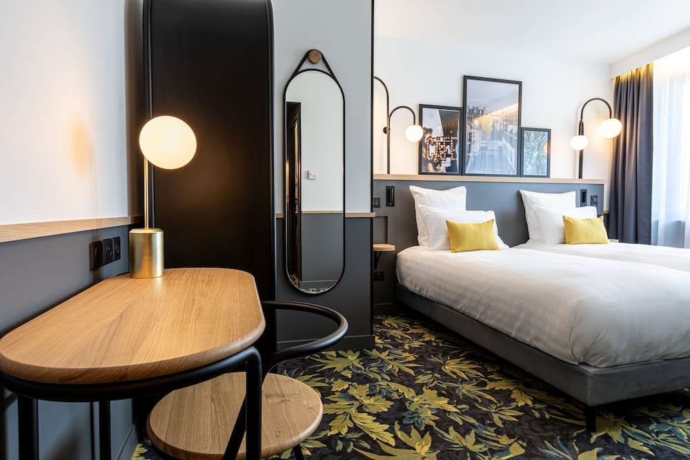 Best Western M Treize Paris Asnieres 12/44