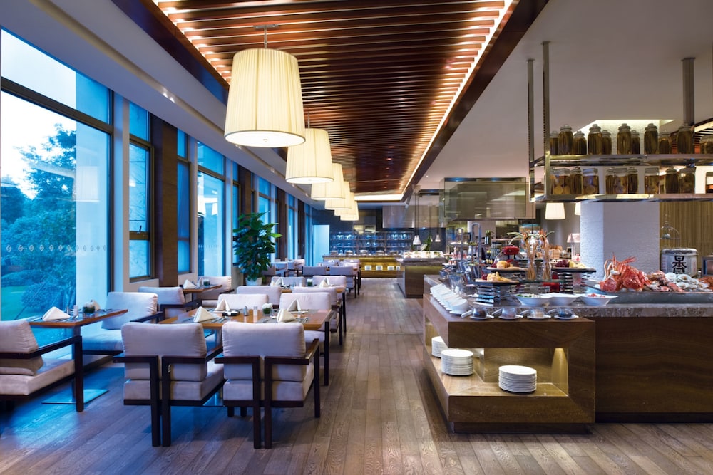 Jinji Lake Grand Hotel Club 33/57