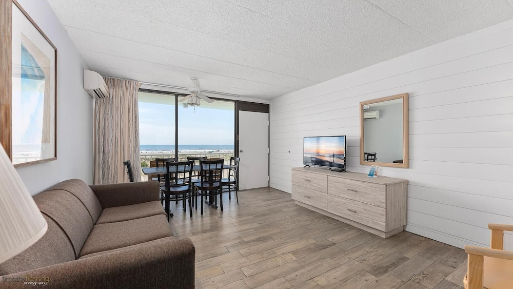 Beau Rivage Beach Resort 28/58