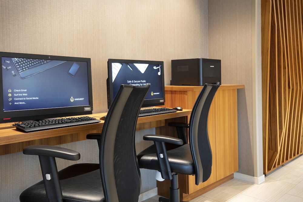 Springhill Suites By Marriott Hampton Portsmouth 31/31