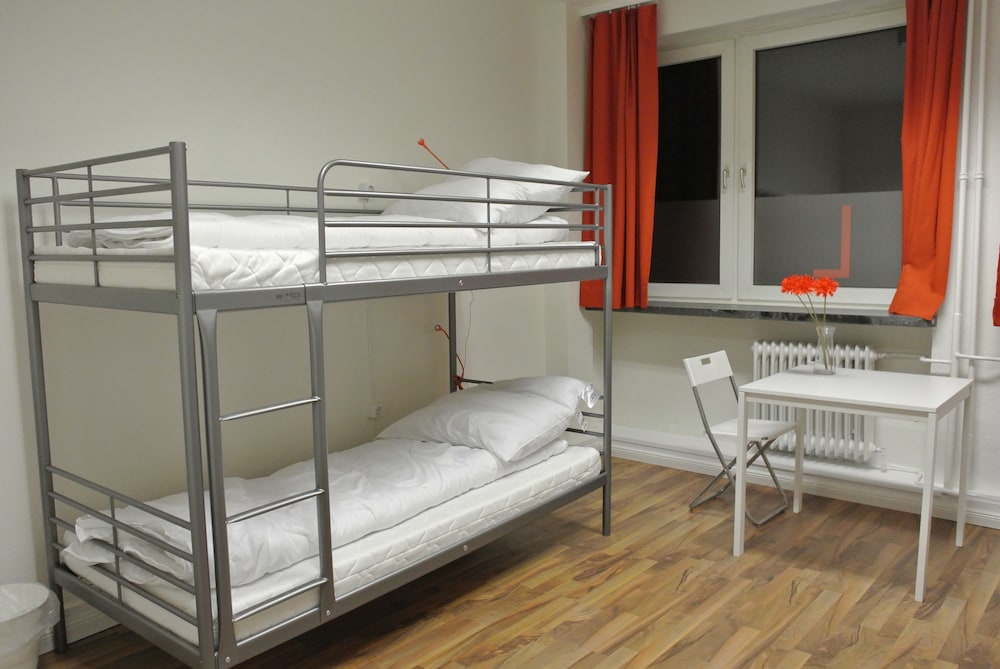 MAC City Hostel 8/33