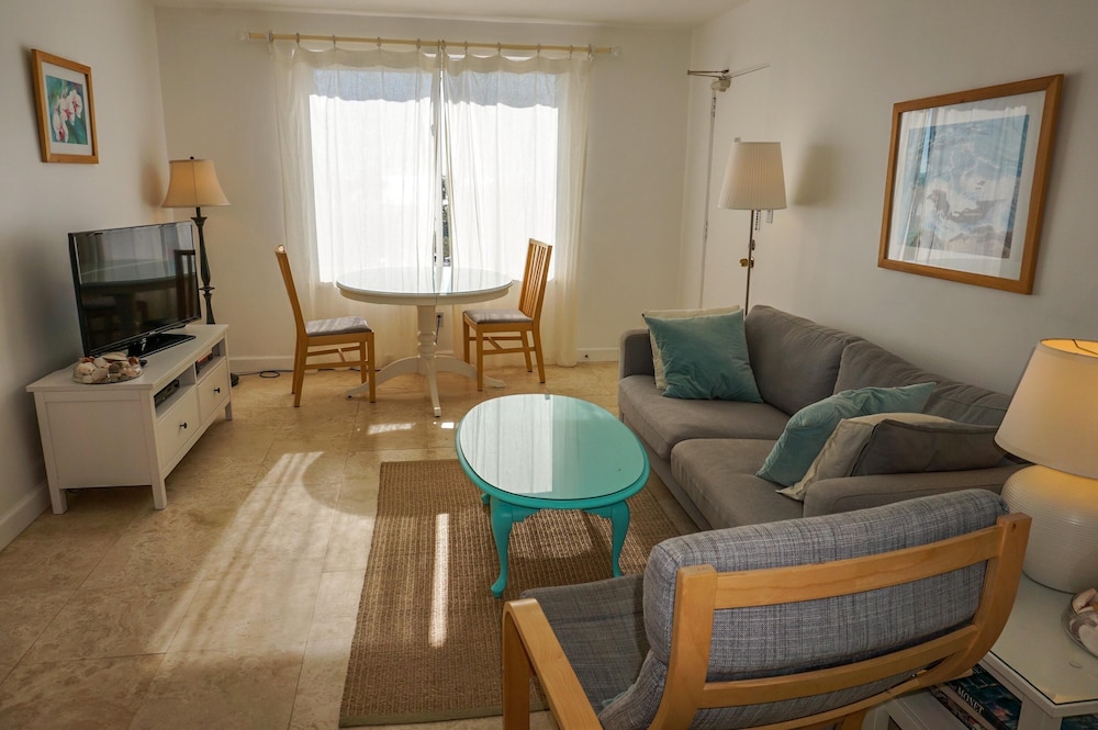Gulf Winds Resort 30/50