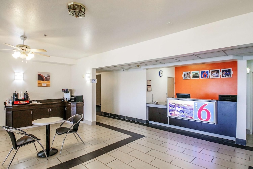 Lobby at Motel6 Nephi, UT, NEPHI - UT