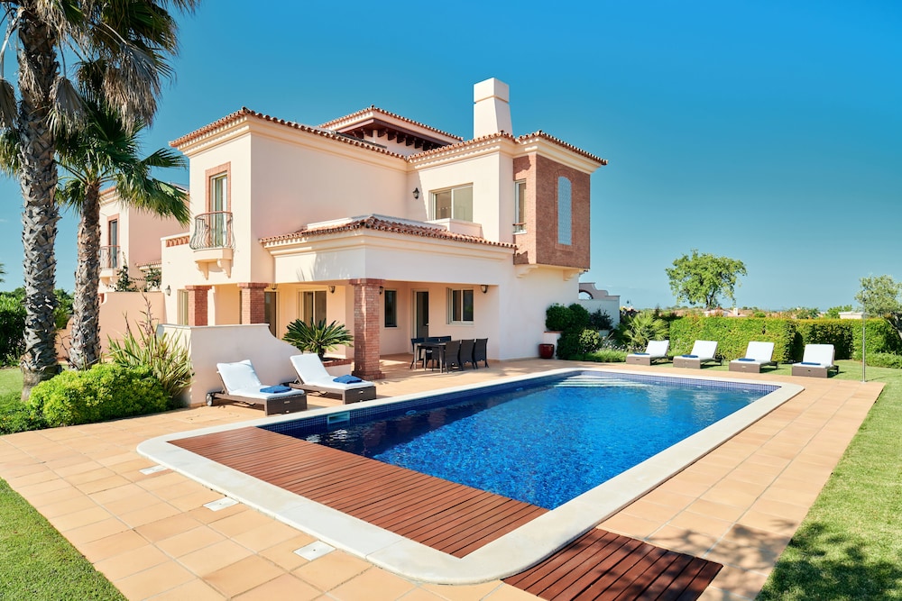 Monte Rei Golf And Country Club 44/50