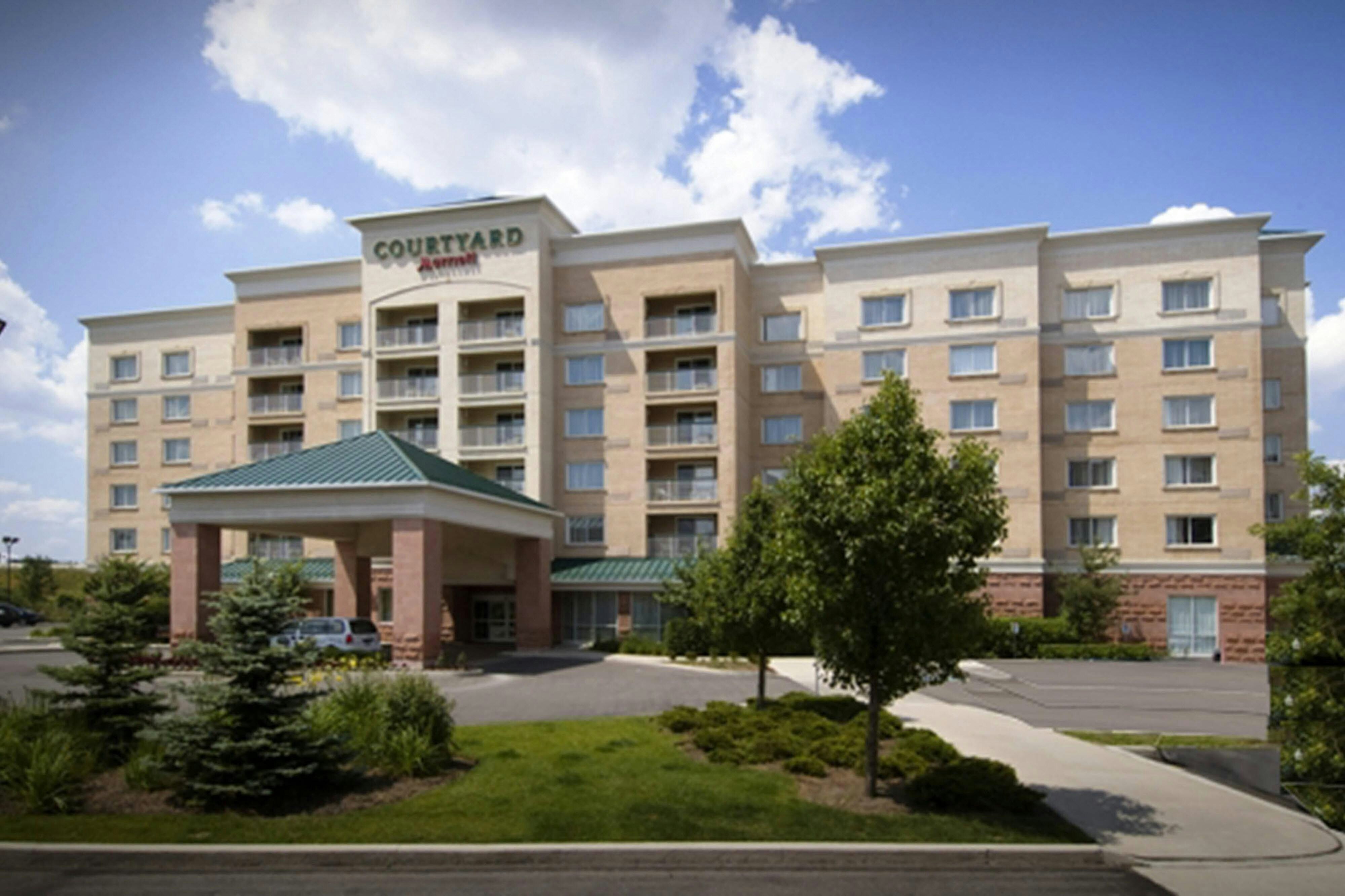 Courtyard By Marriott Toronto Vaughan 4/46