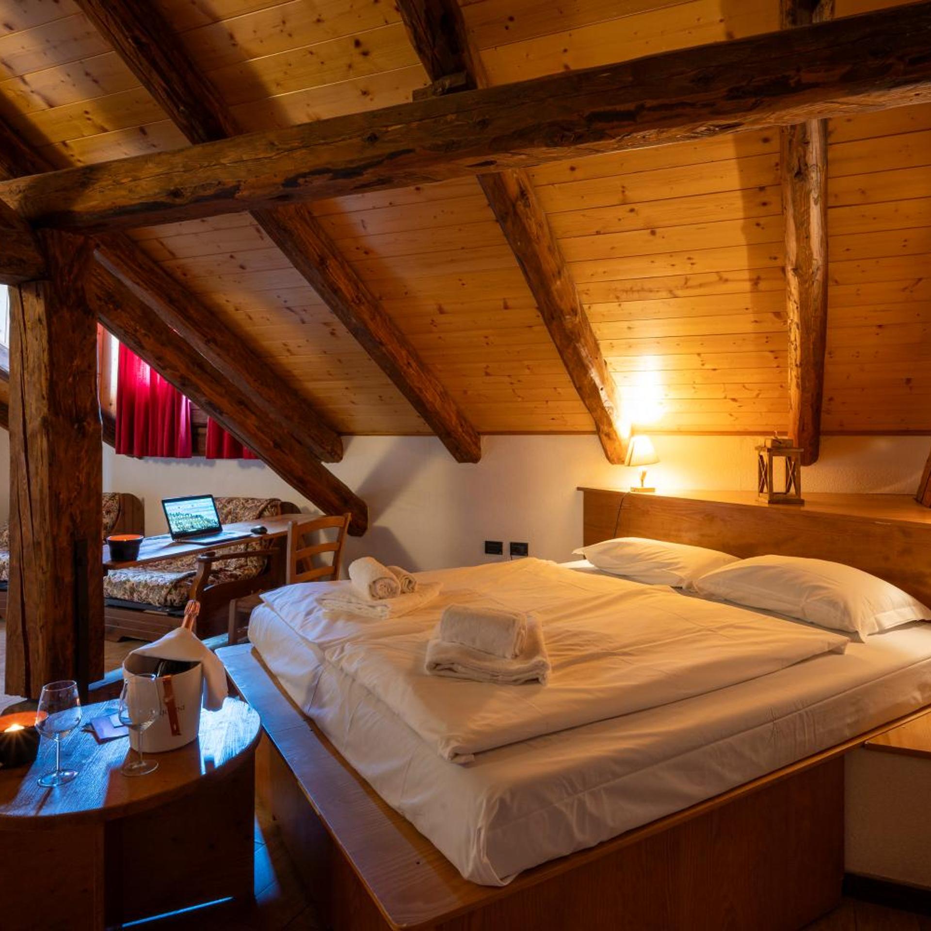 HOTEL LA MIRANDOLA - DIMORA STORICA 13/44