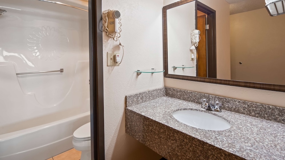 Best Western Tower West Lodge 10/40