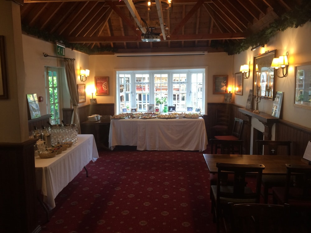 The Wheatsheaf Inn 13/38