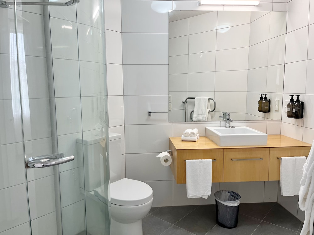1 Bedroom, Urban, Apartment, King Bed, Sofa، Trinity Wharf Tauranga 2/2