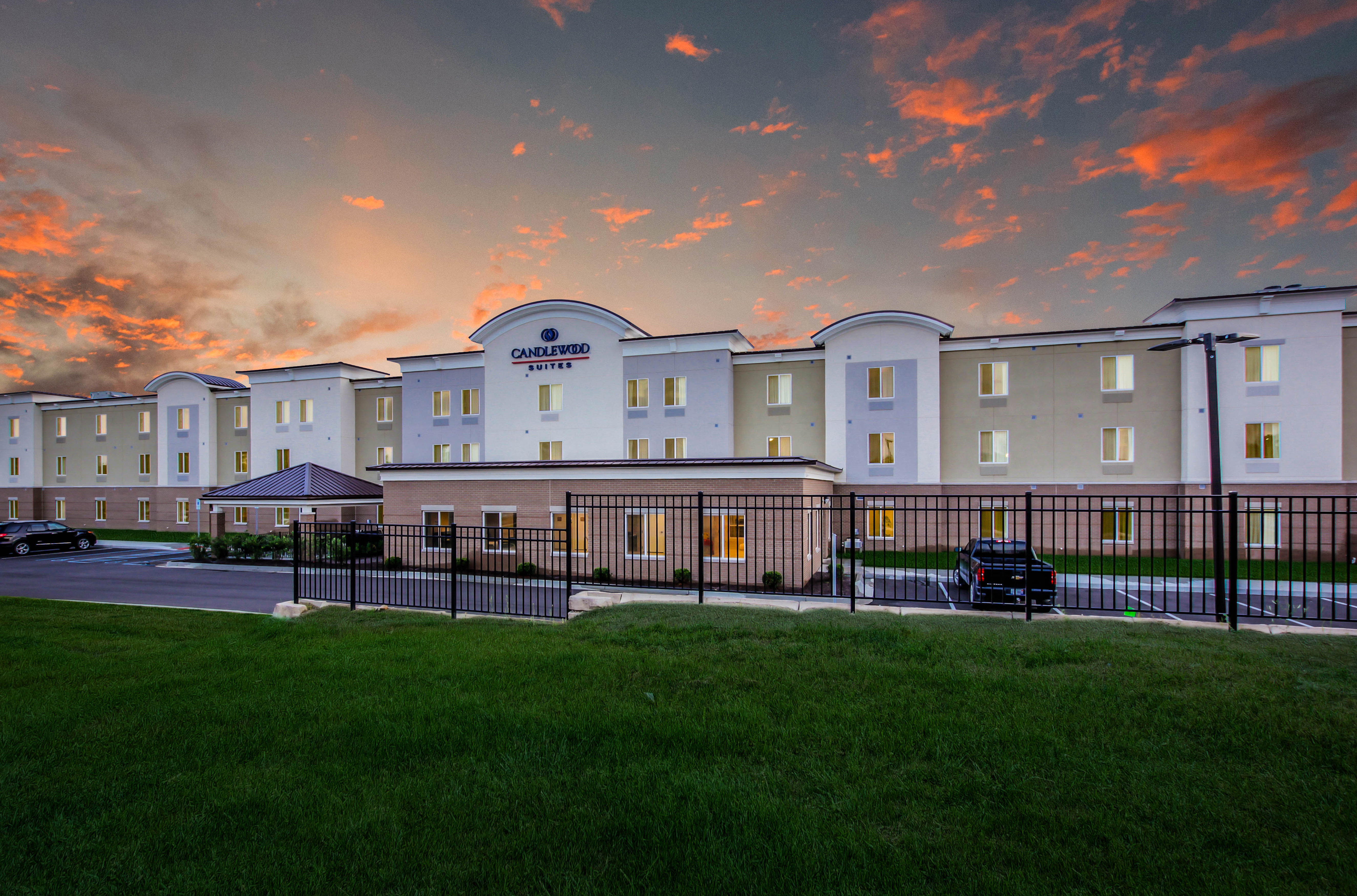 Candlewood Suites Brighton 16/19