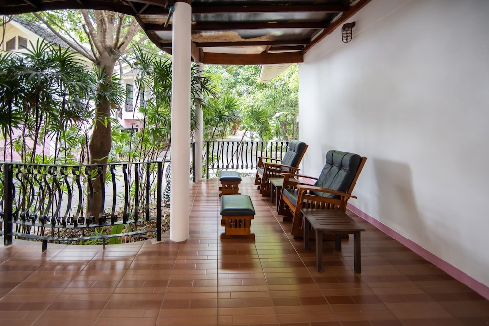 Chayada Garden House And Resort Hotel 25/50