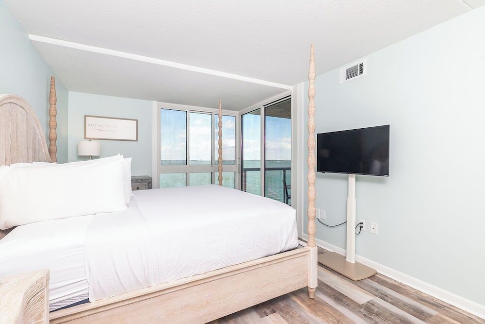 2 Bedrooms, Condo, Traditional, 2 Double Beds, King Bed, Bay View, Sofa, Balcony