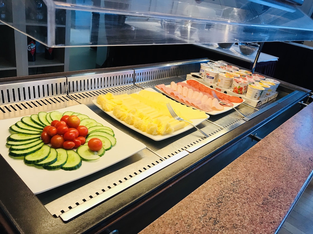 Park Hotel Bellevue Lenk 26/48