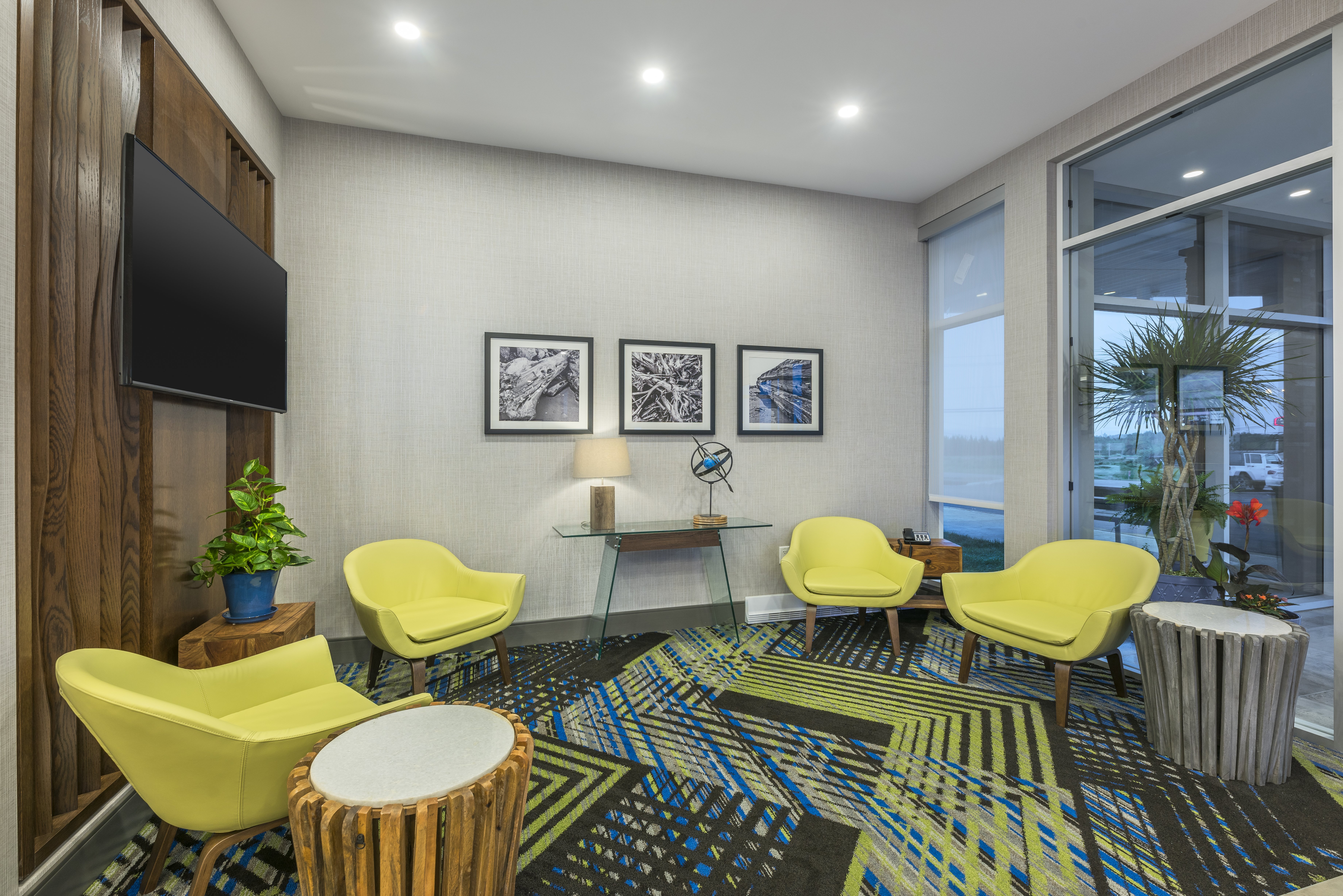 Holiday Inn Express Suites Moncton 41/63