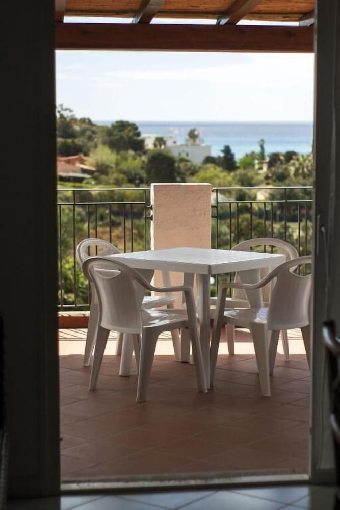 Residence Le Bouganville 38/50