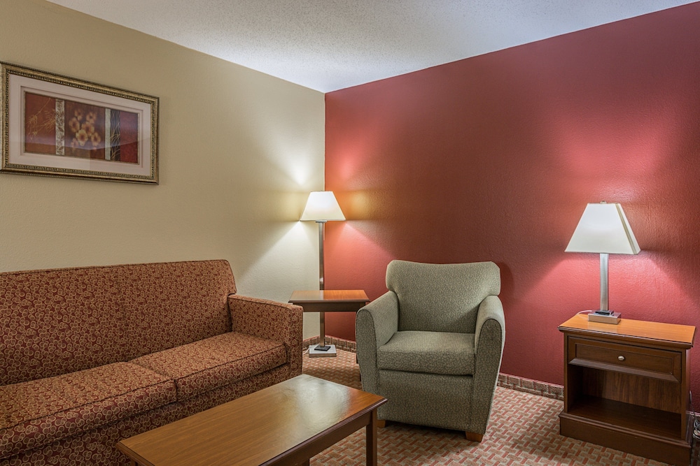 Red Roof Inn And Suites Little Rock 23/33