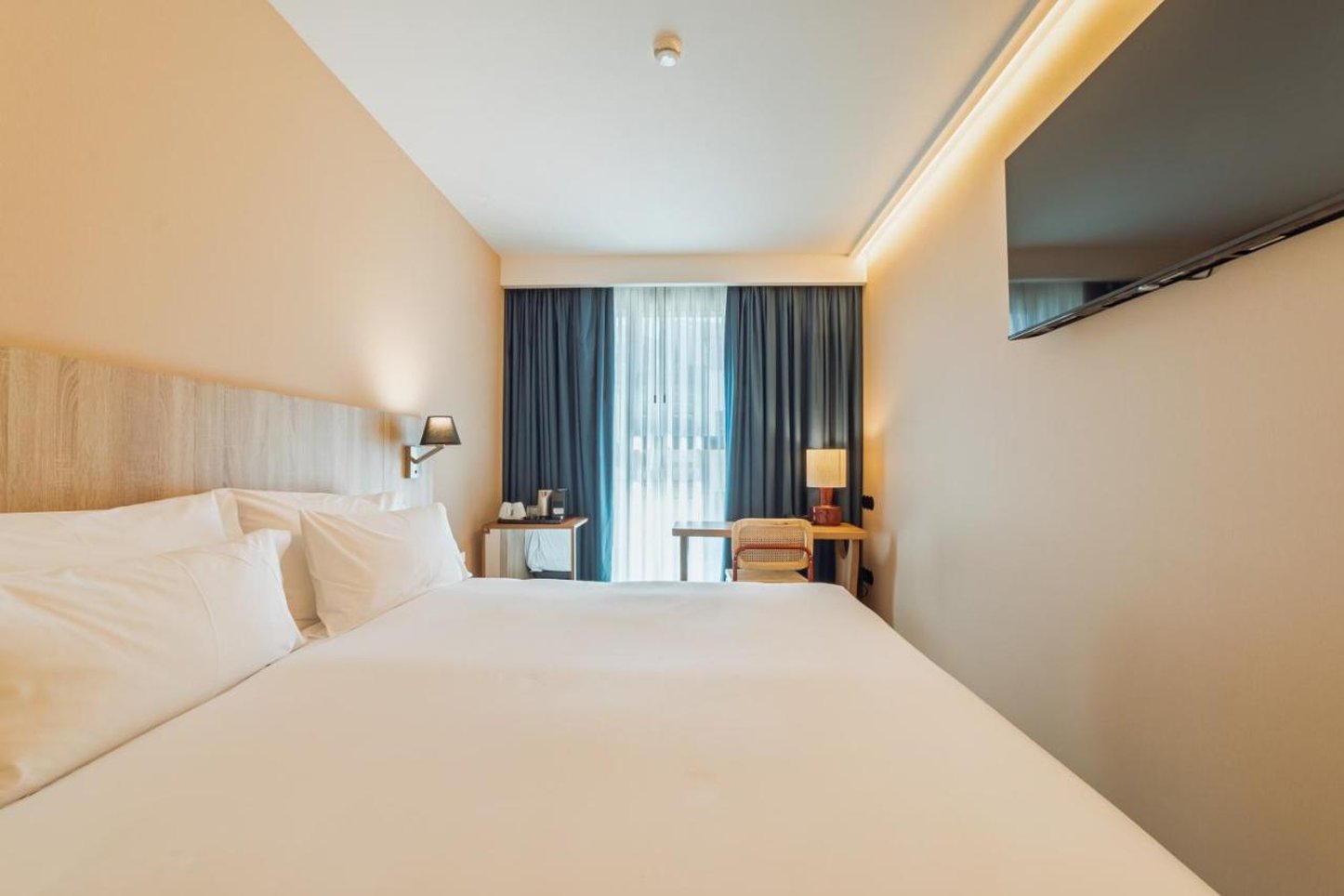 ABC HOTEL PORTO CAMPANHA 46/101