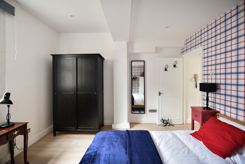 Monopoly Accommodations 20/50