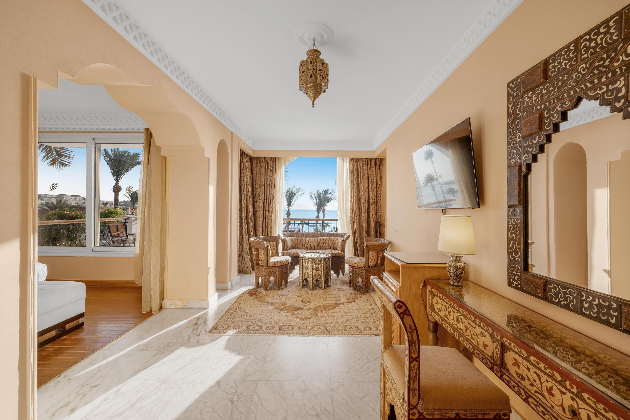 ROYAL SAVOY VILLAS 31/53