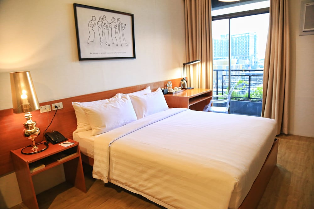BIG Hotel 14/66