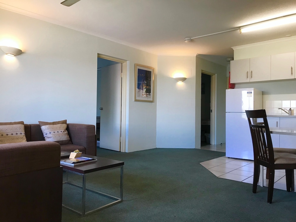 Alatai Holiday Apartments 26/39