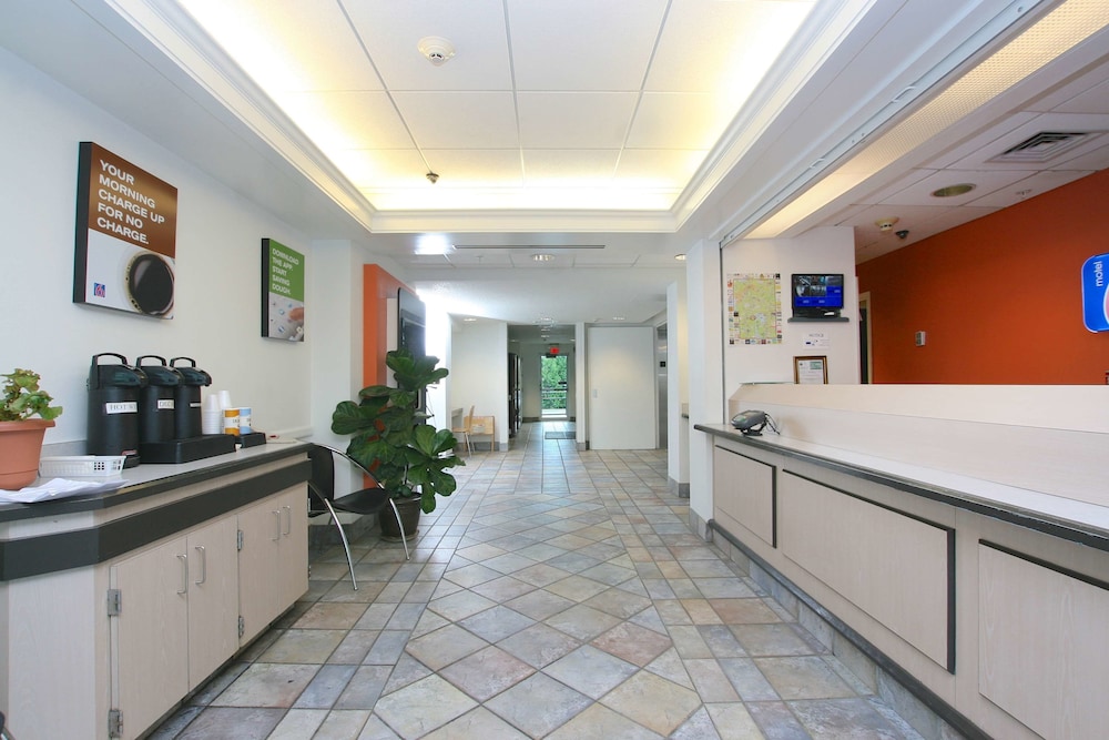 Motel6 Colchester VT - Burlington 6/45