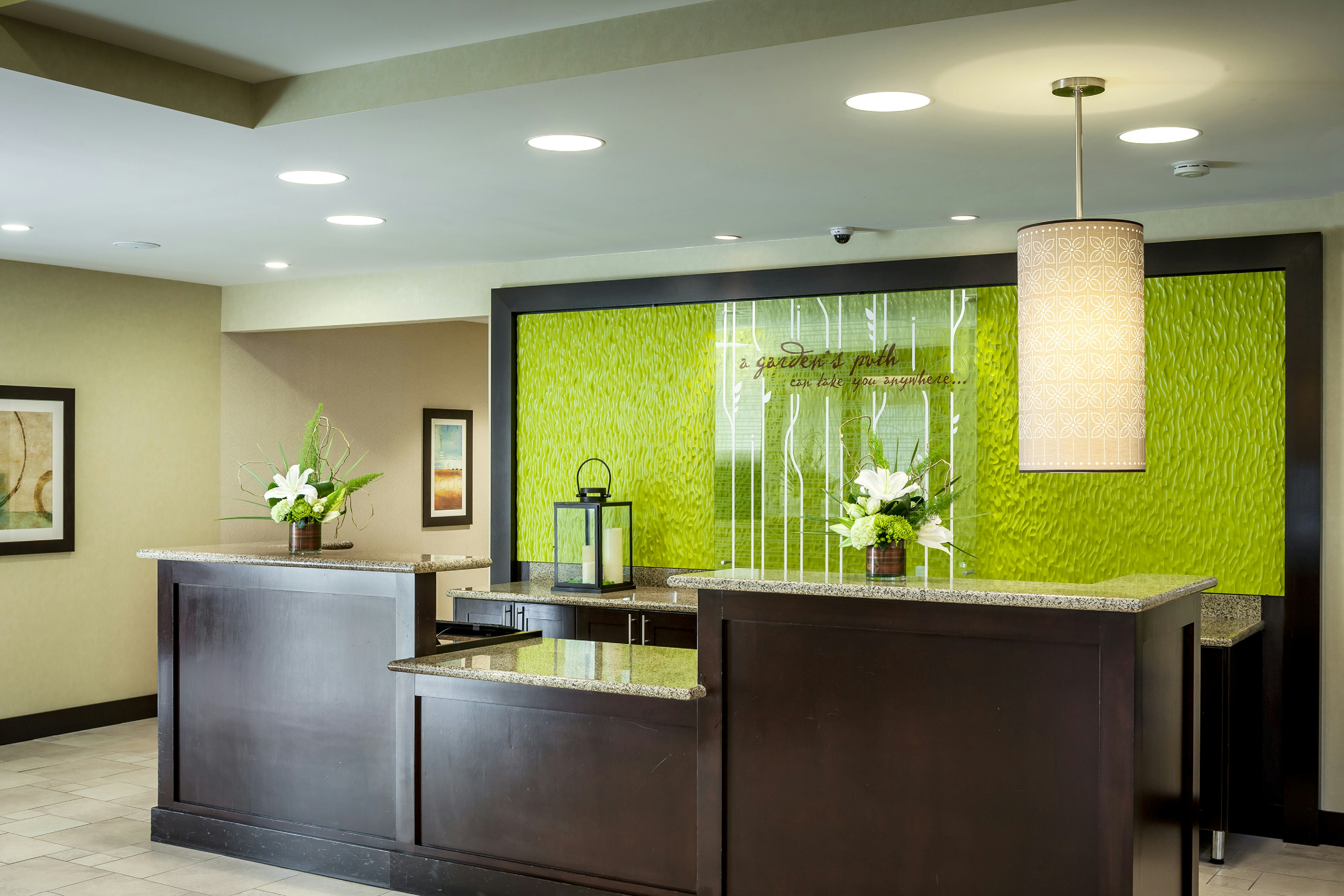 Hilton Garden Inn Seattle-Bothell 1/8