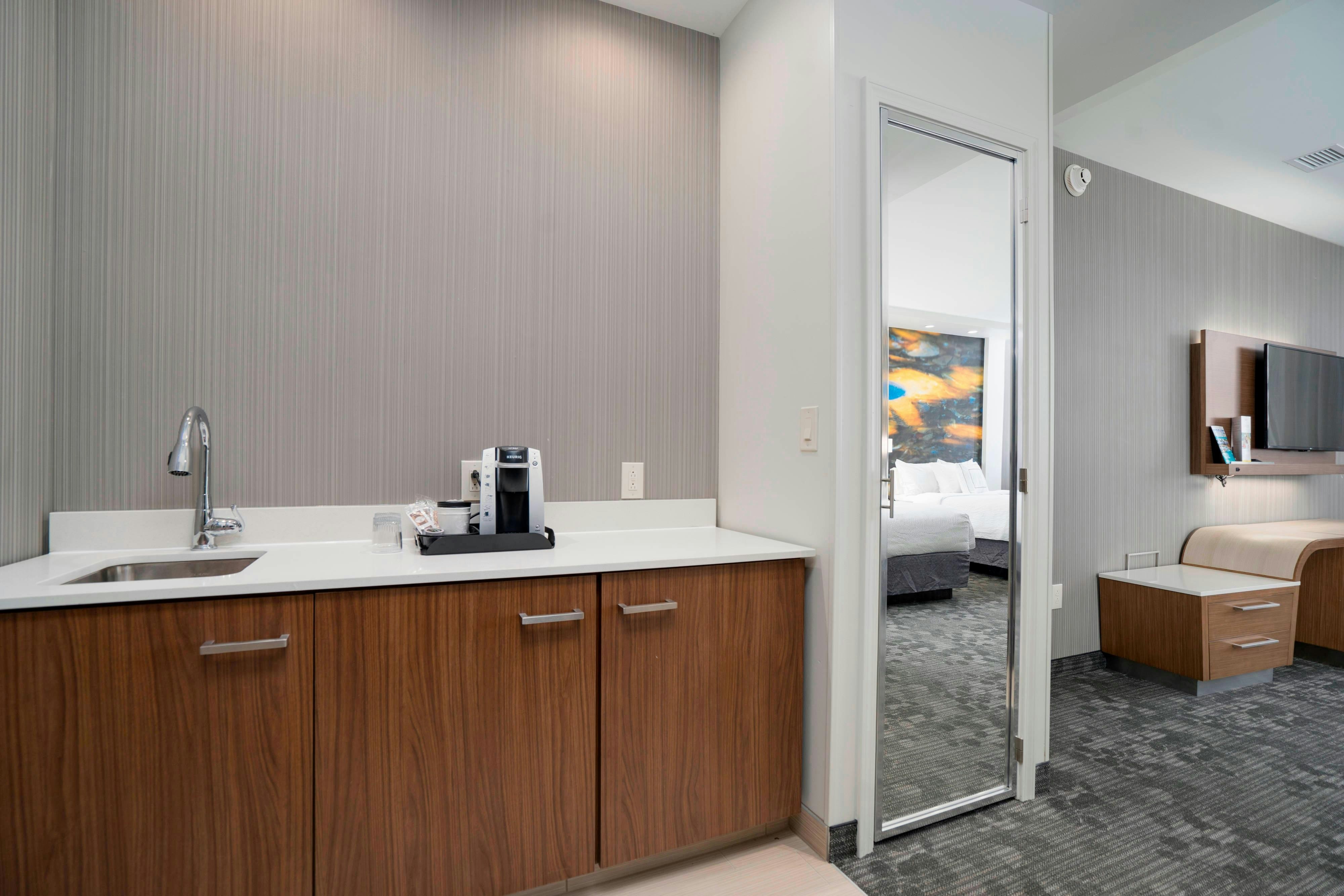 Courtyard by Marriott Niagara Falls, USA 5/22