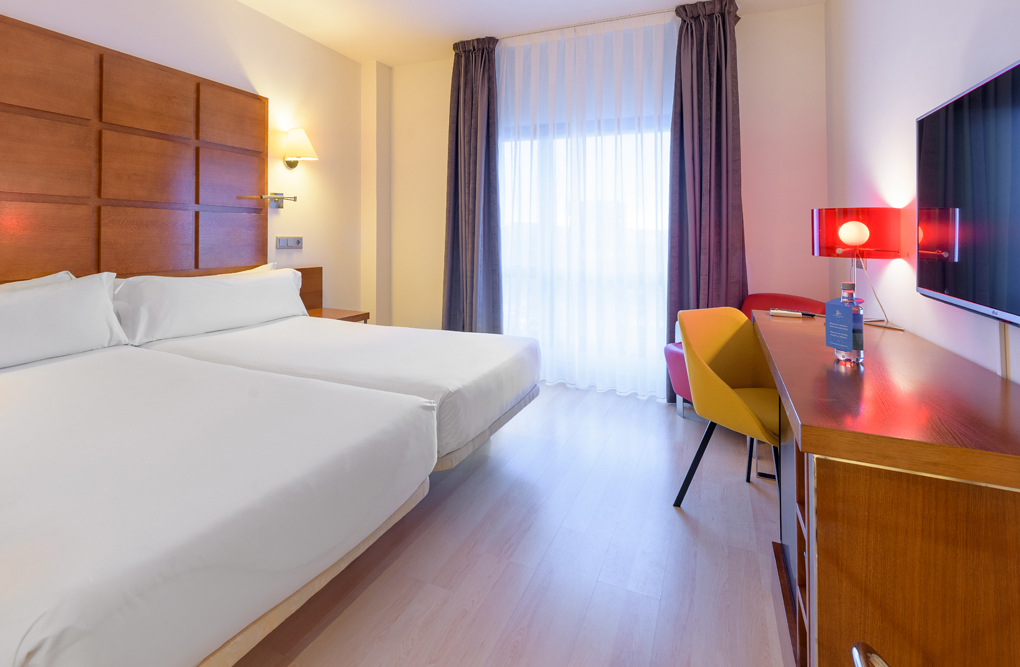 Standard, Triple, Single Bed